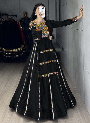 Hanch Navratri Black Toraniyu Lehenga Set