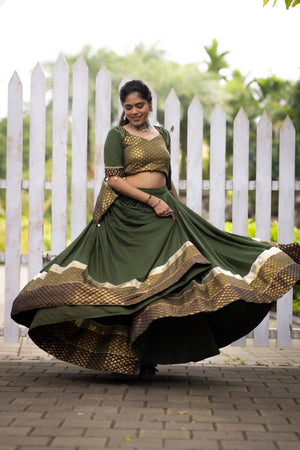 Hanch Navratri Mehendi Lehenga Set