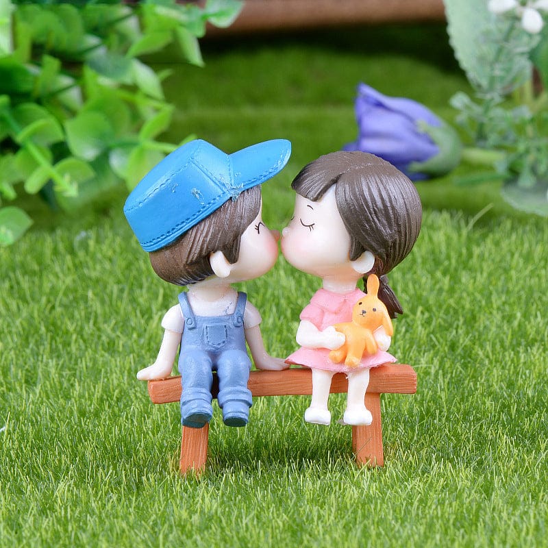 Romantic Couple Sitting On Bench Miniatures Set
