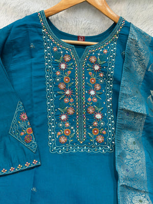 Hanch Pure Viscose Mango Silk Embroidered Straight Kurti Set – Firozi