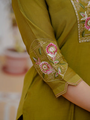 Hanch Pure Viscose Mango Silk Embroidered Straight Kurti Set – Mahendi Green