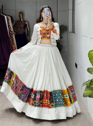 Hanch Navratri Ratan Lehenga Set