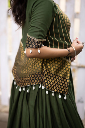 Hanch Navratri Mehendi Lehenga Set