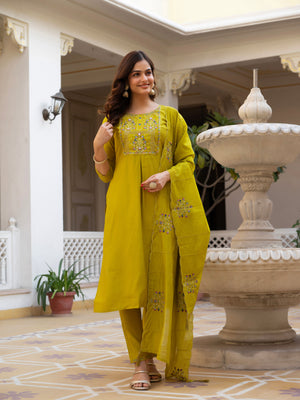 Hanch Pure Viscose Mango Silk Embroidered Straight Kurti Set – Yellow