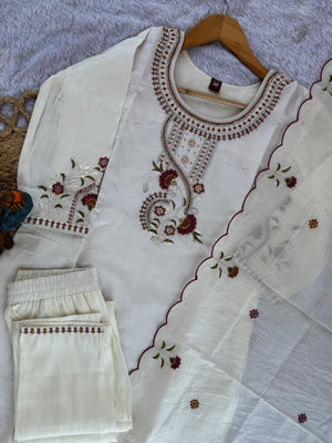 Hanch Roman Silk Embroidered Straight Kurti Set – White