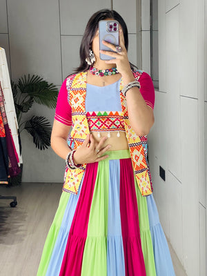 Hanch Navratri Triveni Lehenga Set