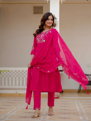 Hanch Pure Viscose Mango Silk Embroidered Straight Kurti Set – Pink