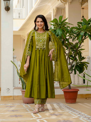 Hanch Viscose Roman Silk Embroidered Anarkali Kurti Set – Mahendi