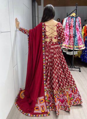 Hanch Navratri Ambaa Lehenga Set
