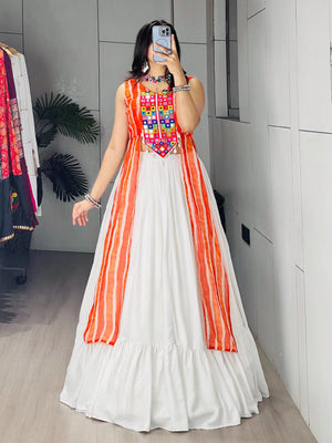 Hanch Navratri Kesari Kurti Lehenga Set