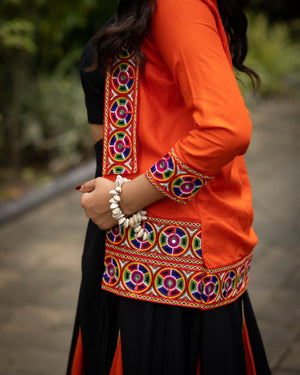 Hanch Black Orange Koti