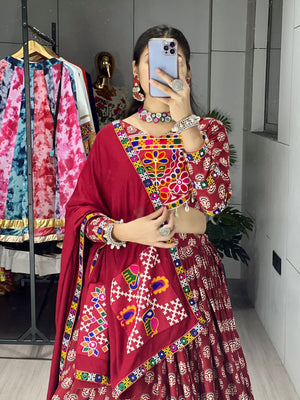 Hanch Navratri Ambaa Lehenga Set