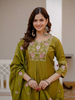 Hanch Pure Viscose Mango Silk Embroidered Straight Kurti Set – Mahendi Green