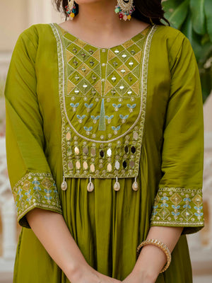 Hanch Viscose Roman Silk Embroidered Anarkali Kurti Set – Mahendi