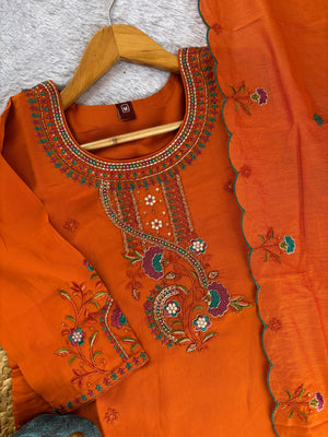 Hanch Roman Silk Embroidered Straight Kurti Set – Orange
