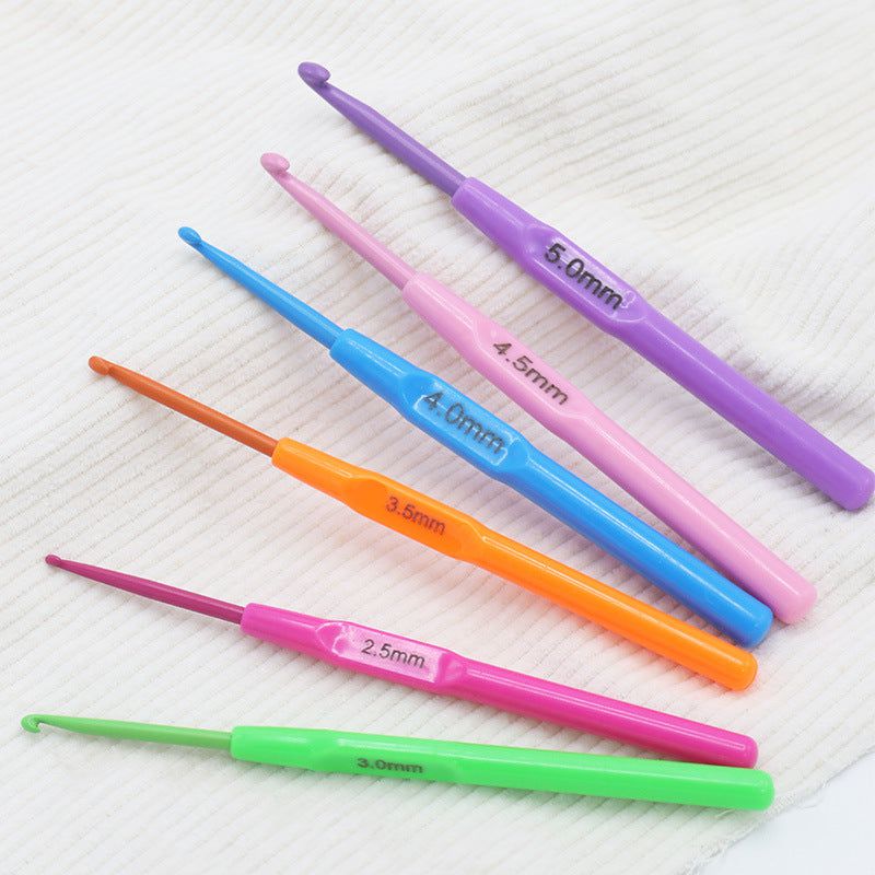 12 In 1 Crochet Plastic Handle Set