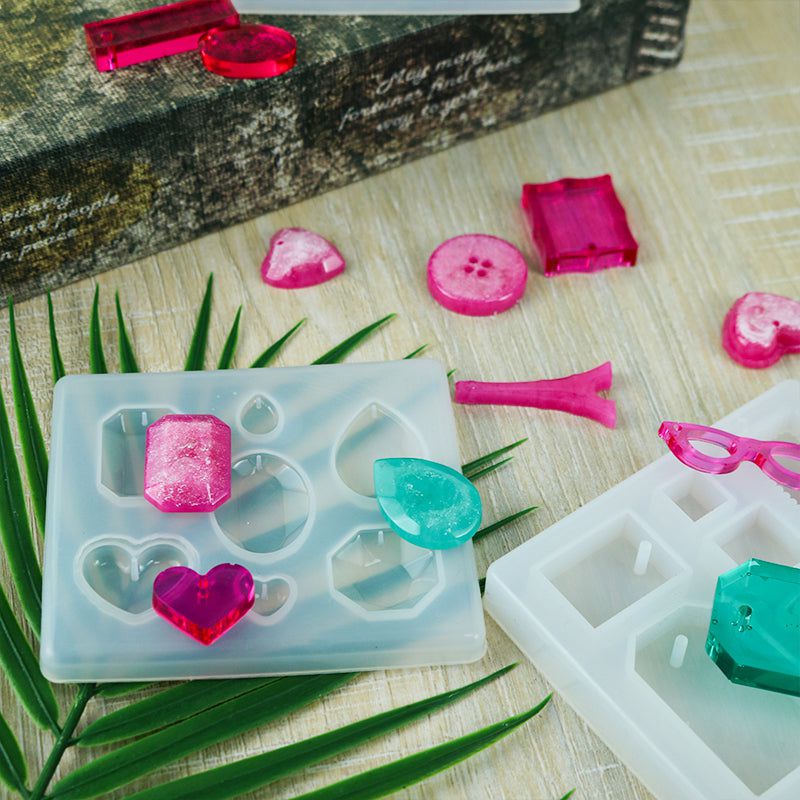 7 Cavity Jewellery & Keychain Mould