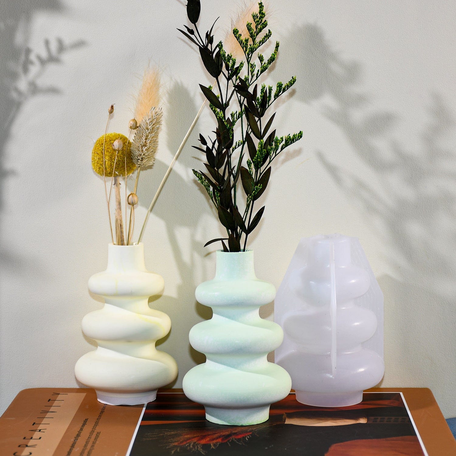 Earthly Edges Premium Vases Mould