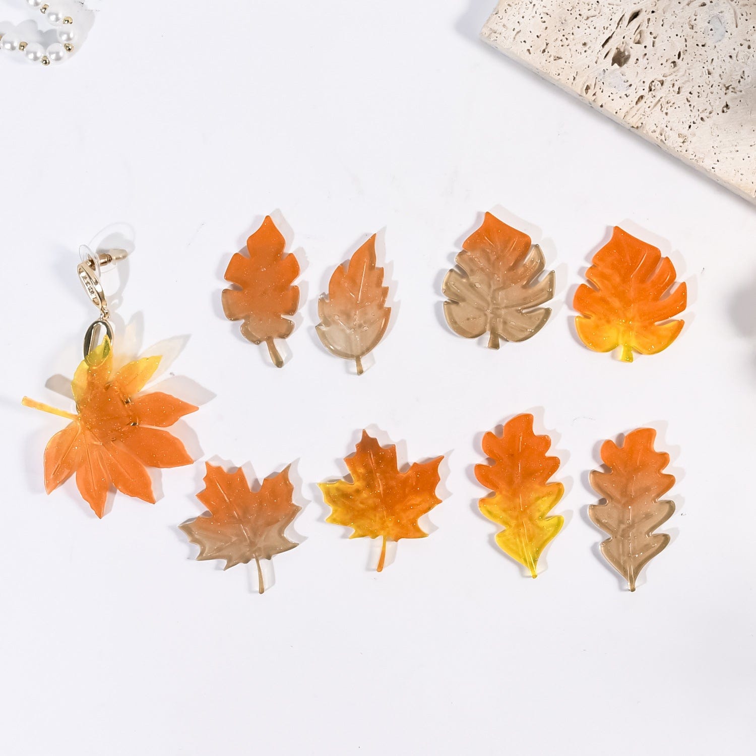 6 Cavity Leaf Shape Jewellery & Keychain Mould