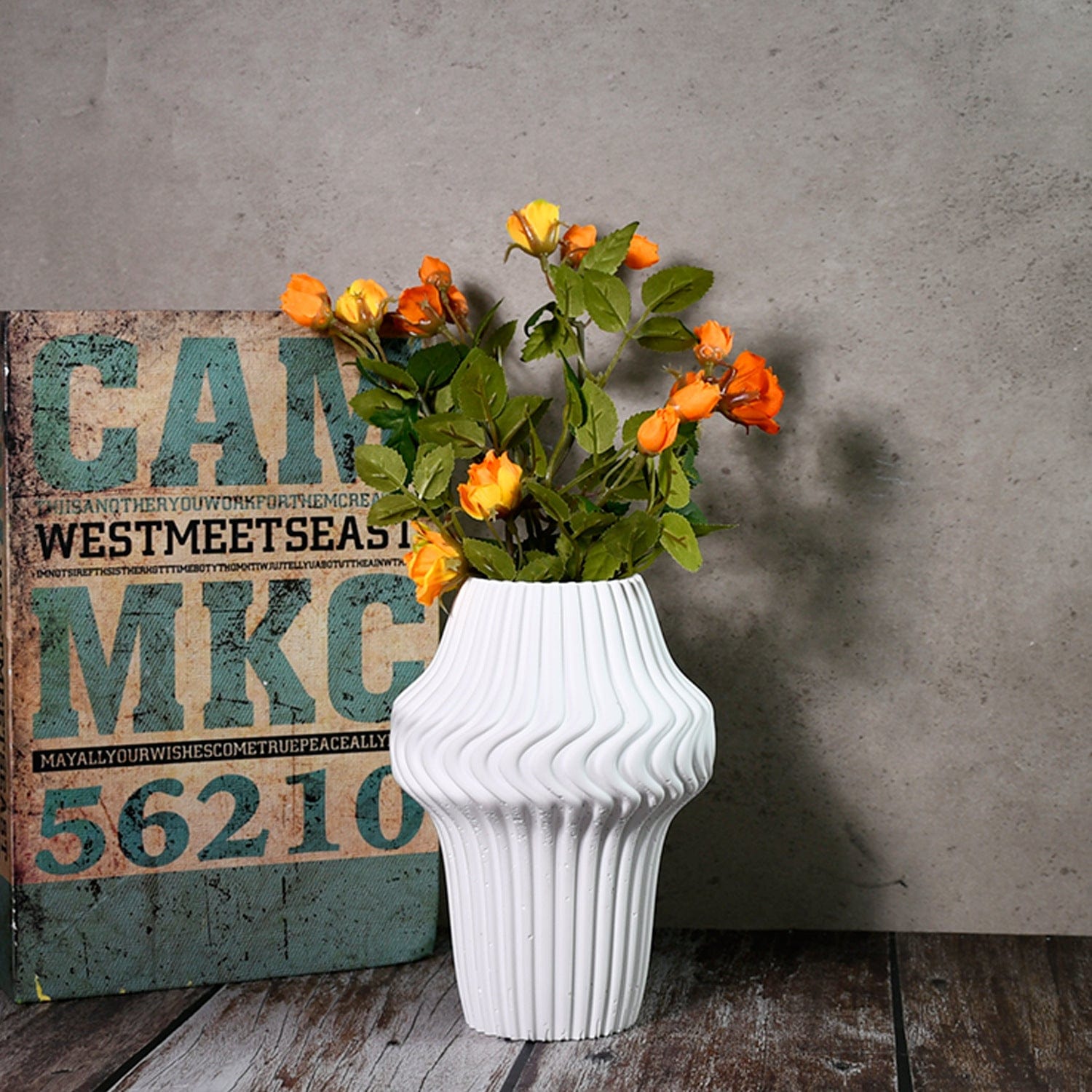 Striped Doomed Stylish Vase Mould