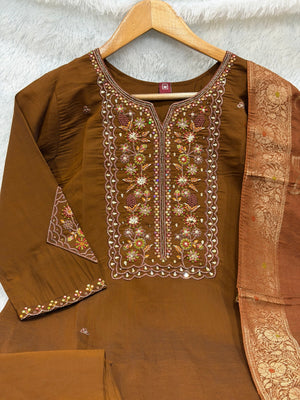 Hanch Pure Viscose Mango Silk Embroidered Straight Kurti Set – Coffee