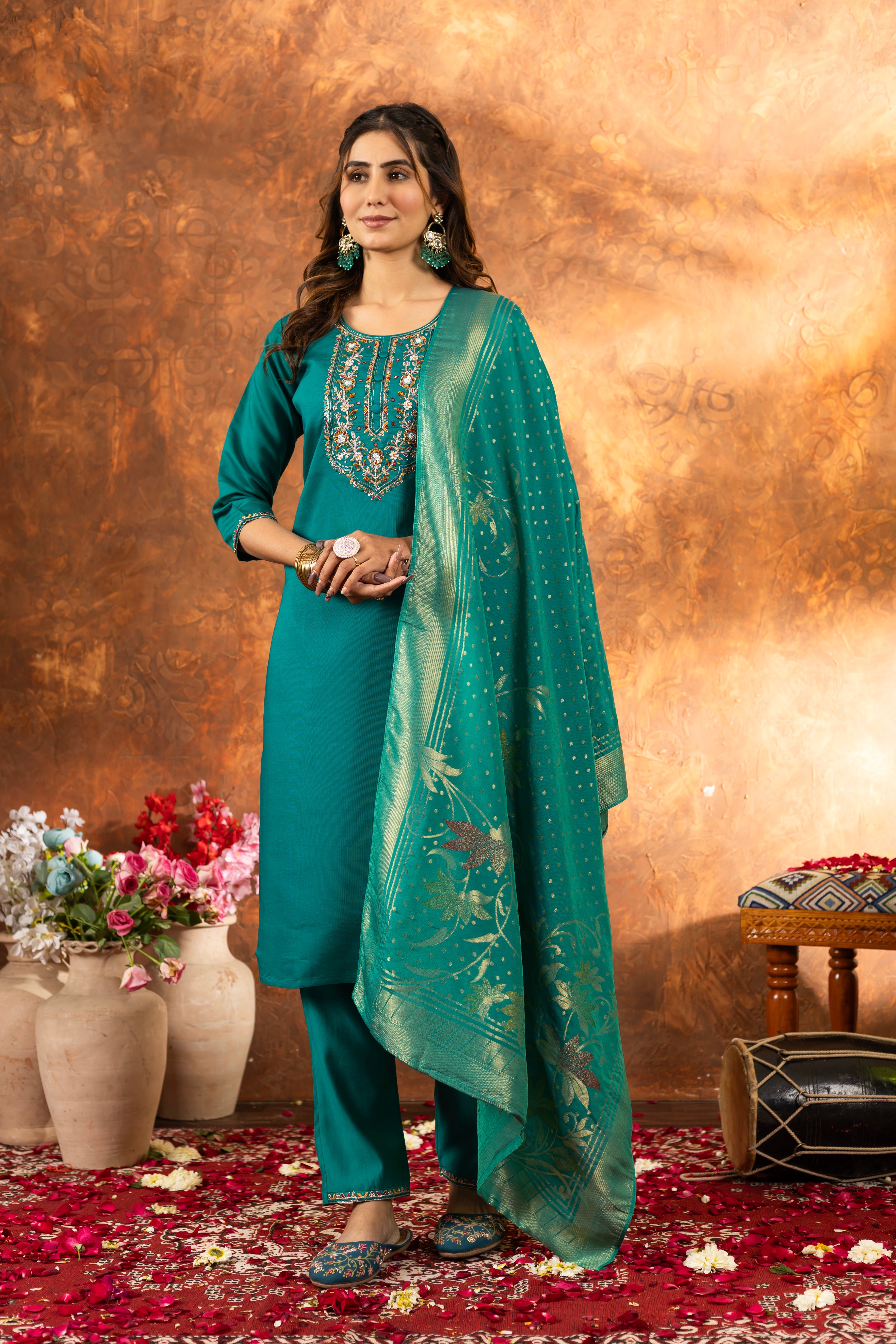 Hanch Marina Silk Embroidered Straight Kurti Set – Rama Green