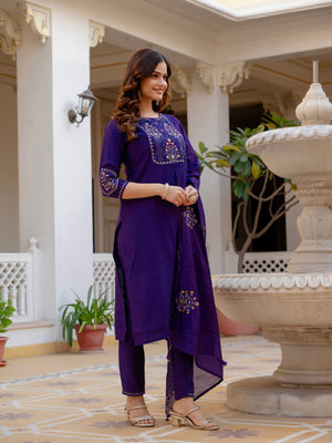 Hanch Pure Viscose Mango Silk Embroidered Straight Kurti Set – Violet