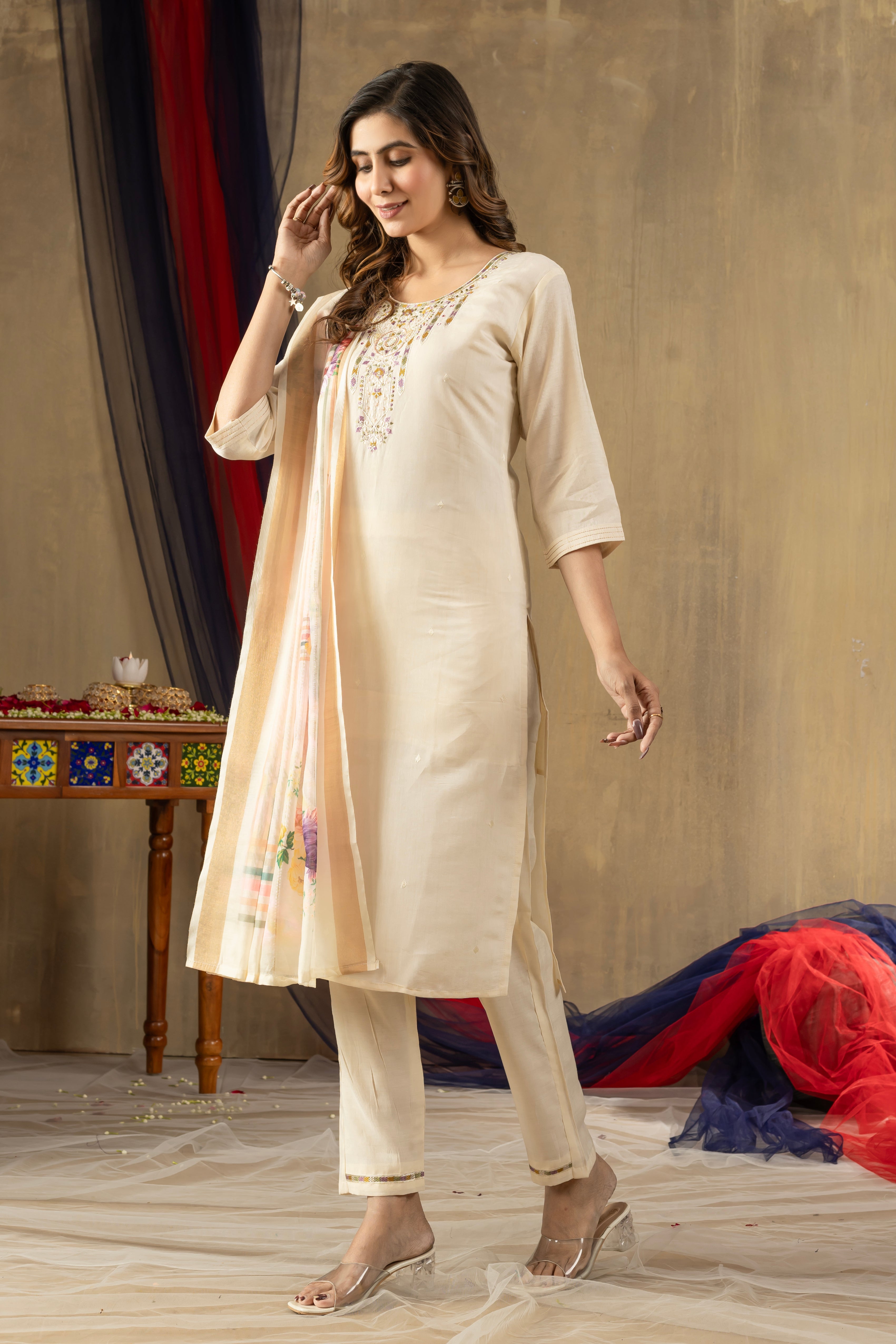 Hanch Shimmer Gold Silk Embroidered Straight Kurti Set – Off White