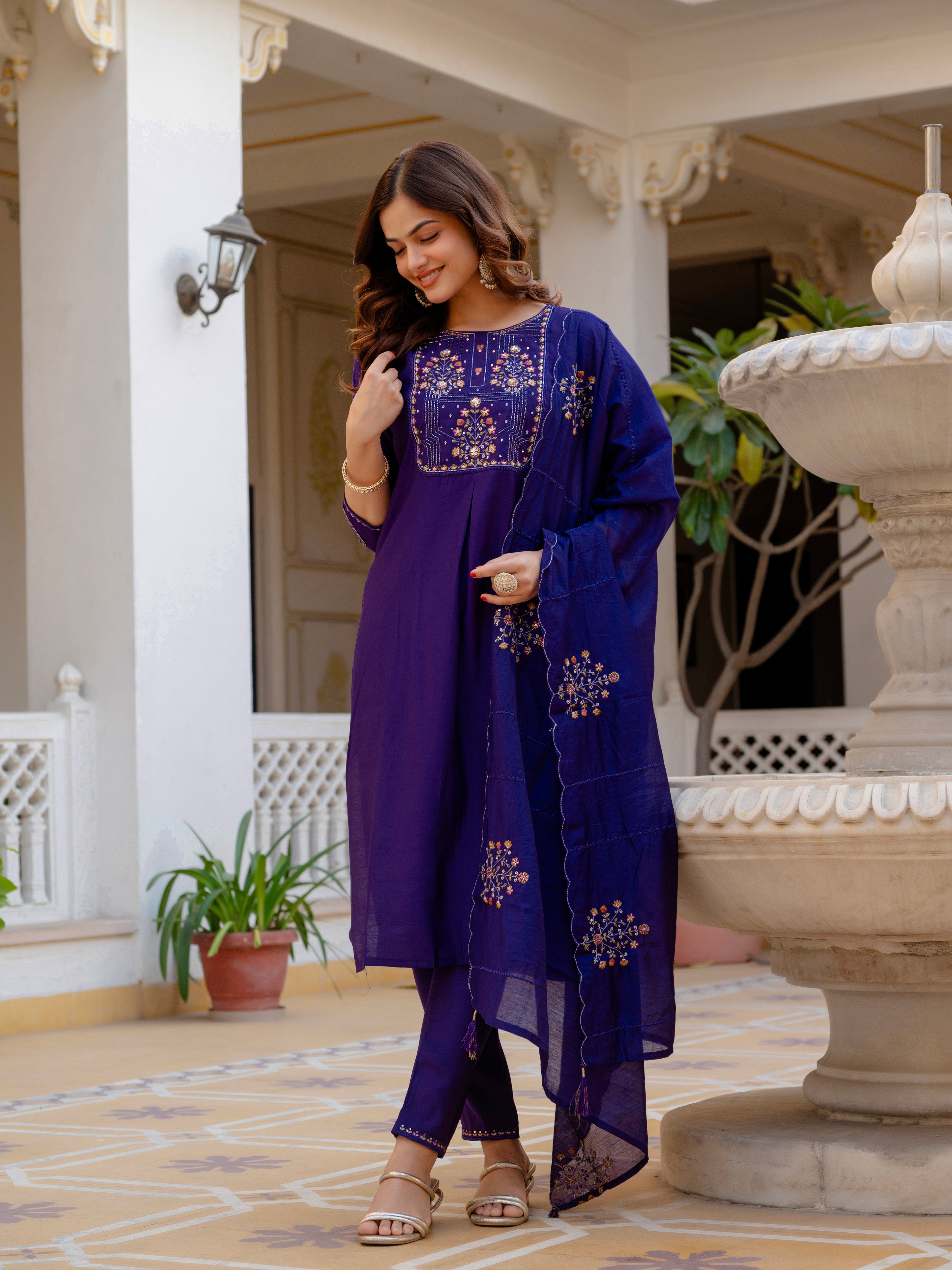 Hanch Pure Viscose Mango Silk Embroidered Straight Kurti Set – Violet