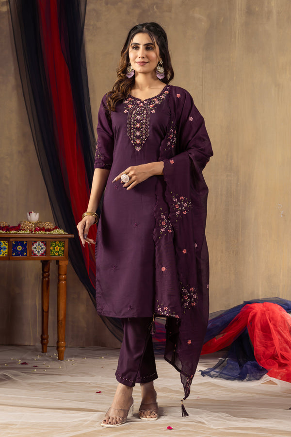 Hanch Roman Silk Embroidered Straight Kurti Set – Wine