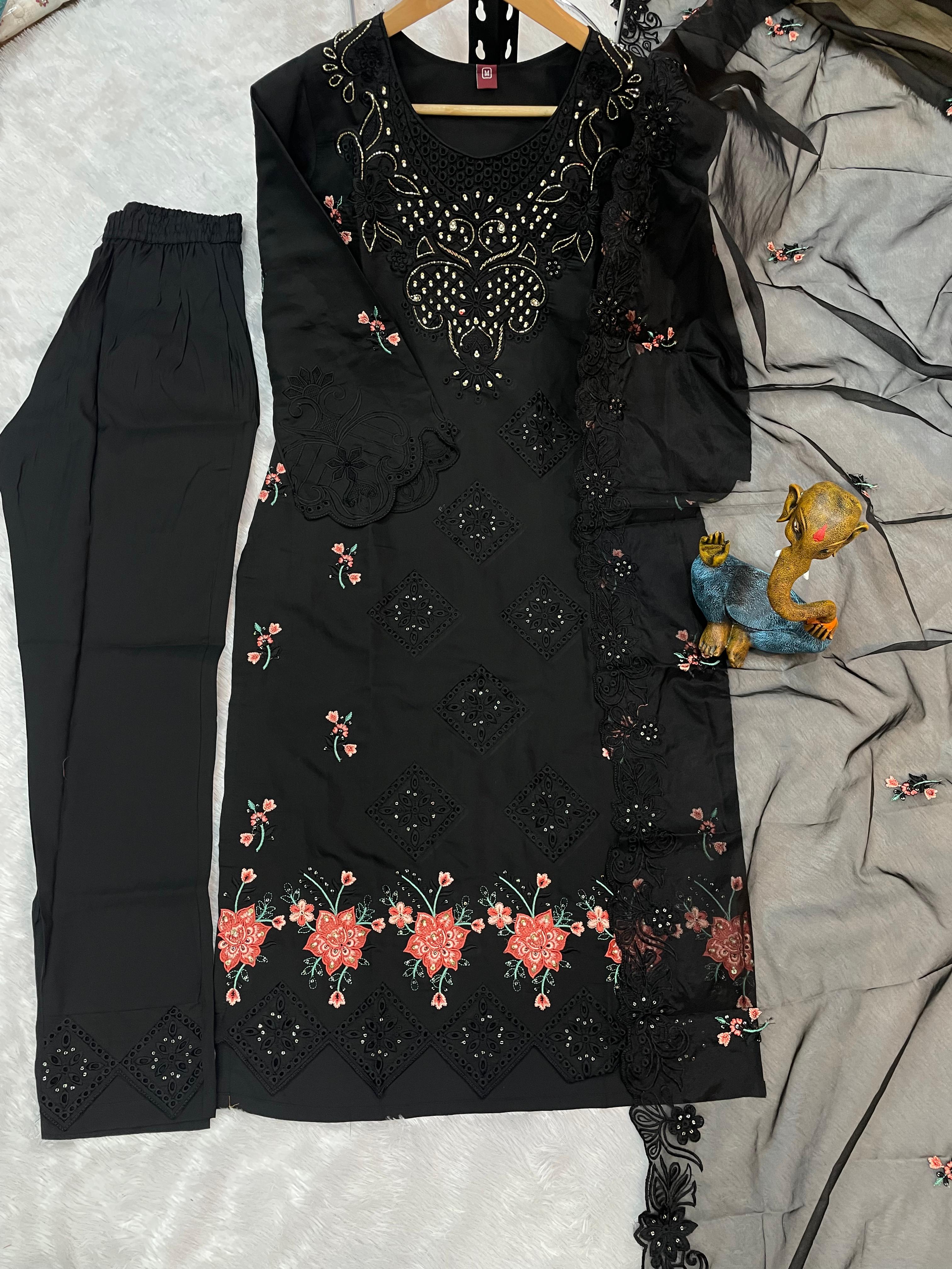Hanch Heavy Viscose Roman Embroidered Straight Kurti Set – Black