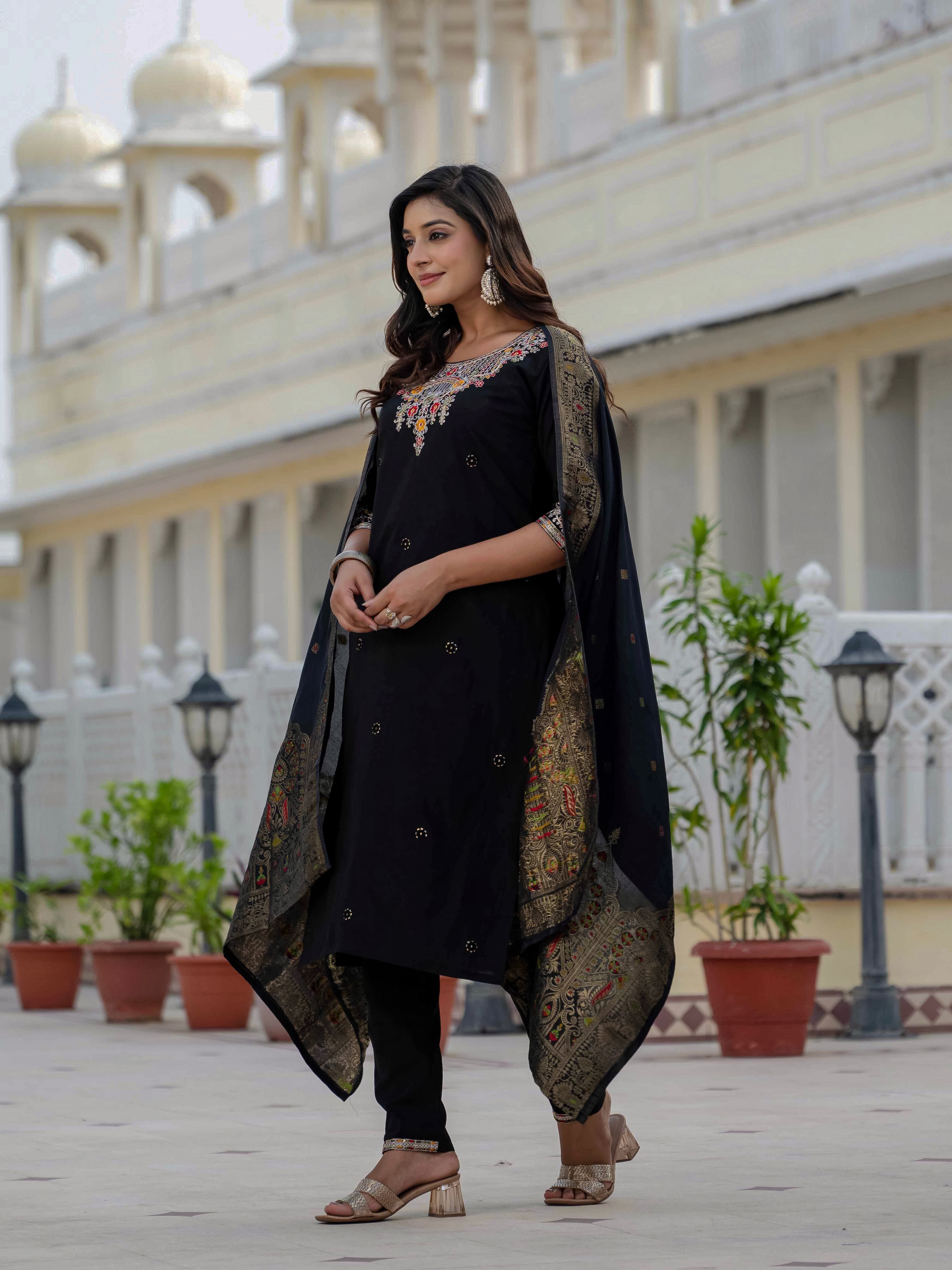 Hanch Premium Roman Silk Embroidered Straight Kurti Set – Black
