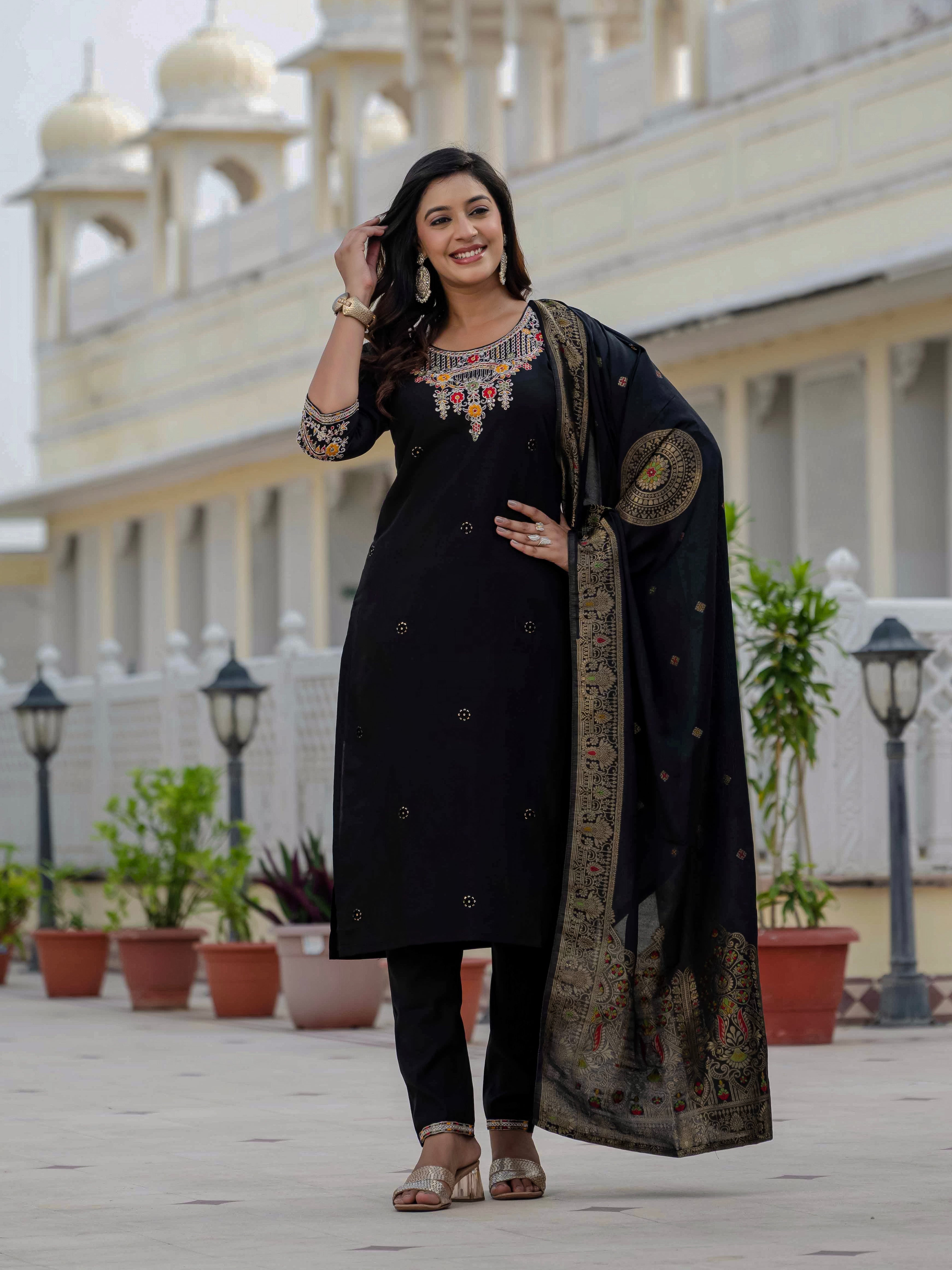 Hanch Premium Roman Silk Embroidered Straight Kurti Set – Black