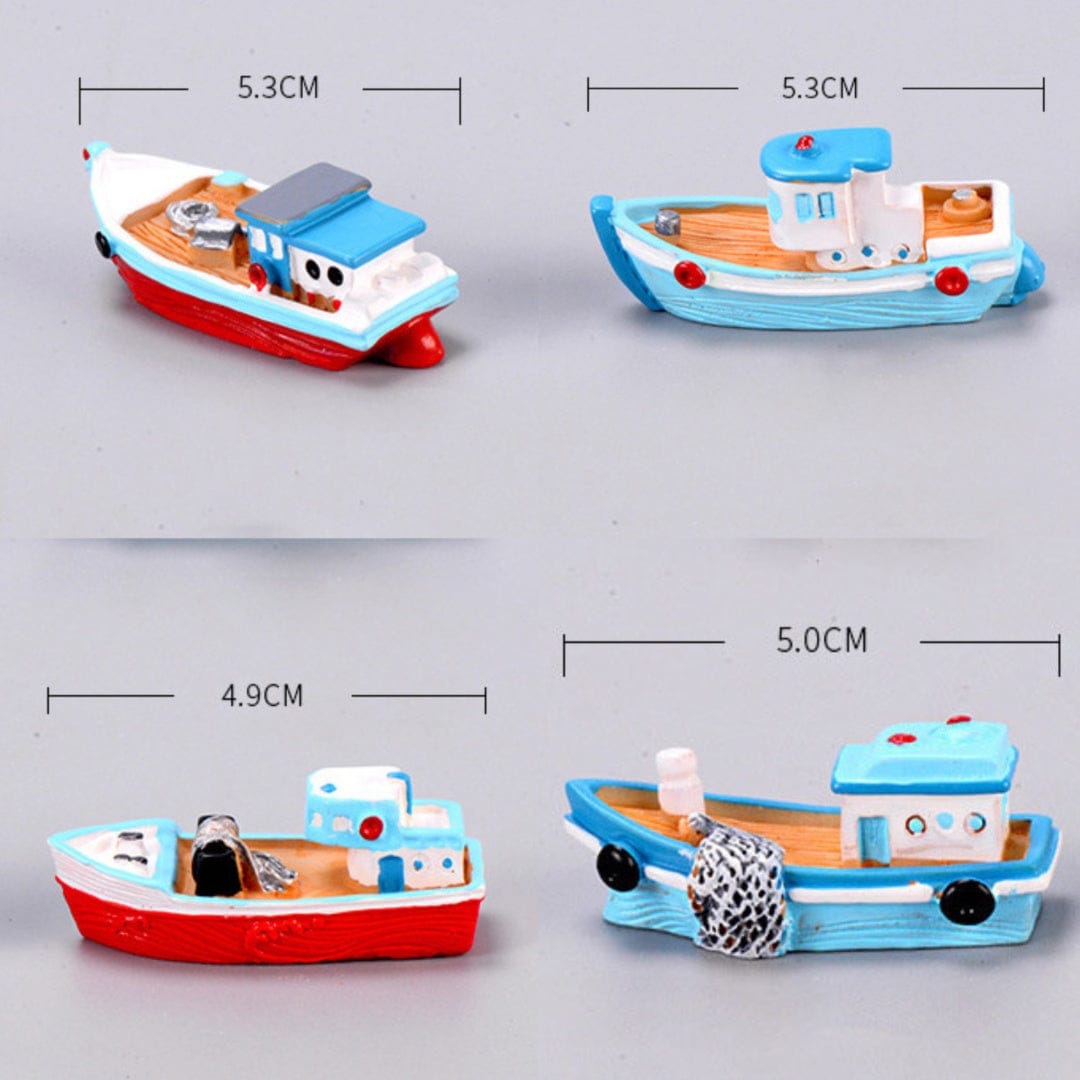 4Pcs Boat Miniatures