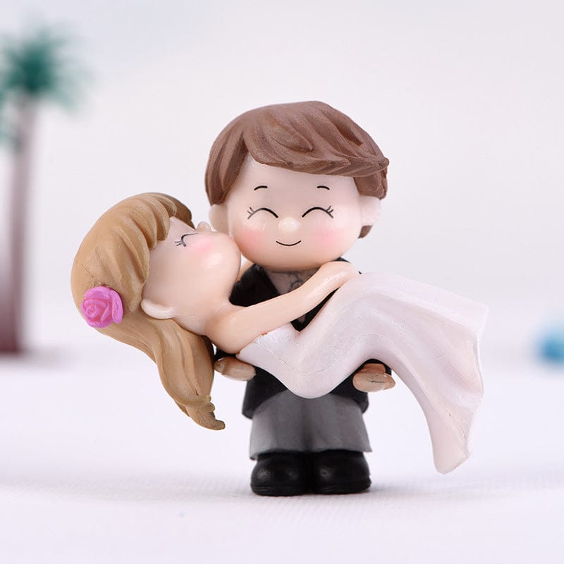 2Pcs Lifted Lovebirds Couple Miniature Set