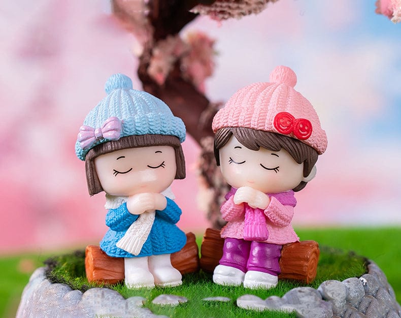 2Pcs Winter Couple Miniature Set