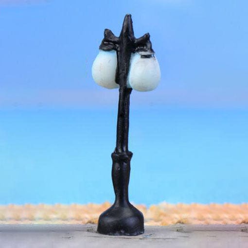 Double Bulb Light Blue Street Light