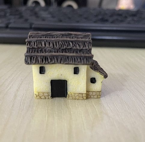 thatched House C Miniature