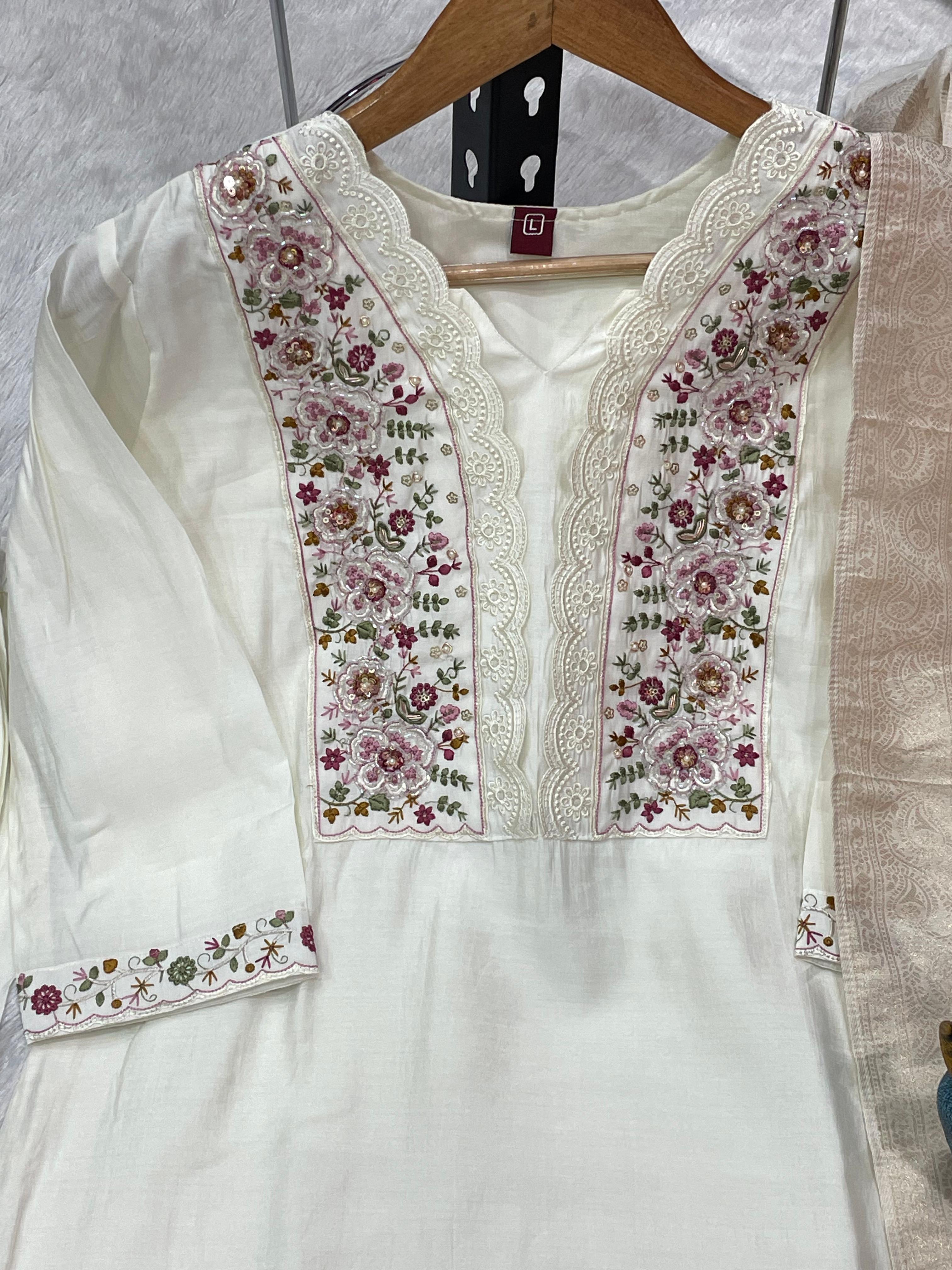 Hanch Roman Silk Embroidered Straight Kurti Set – White