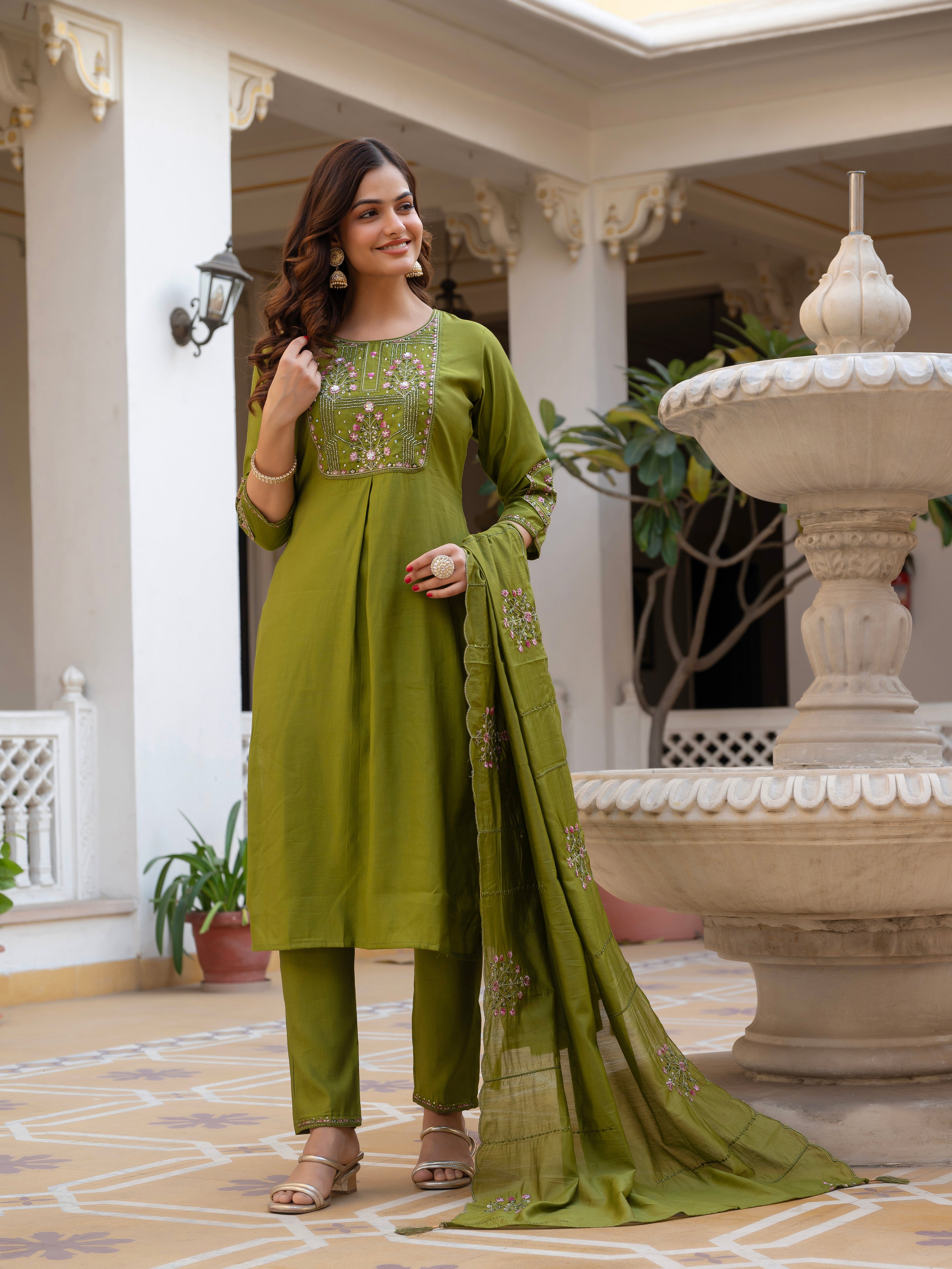 Hanch Pure Viscose Mango Silk Embroidered Straight Kurti Set – Mhendi Green