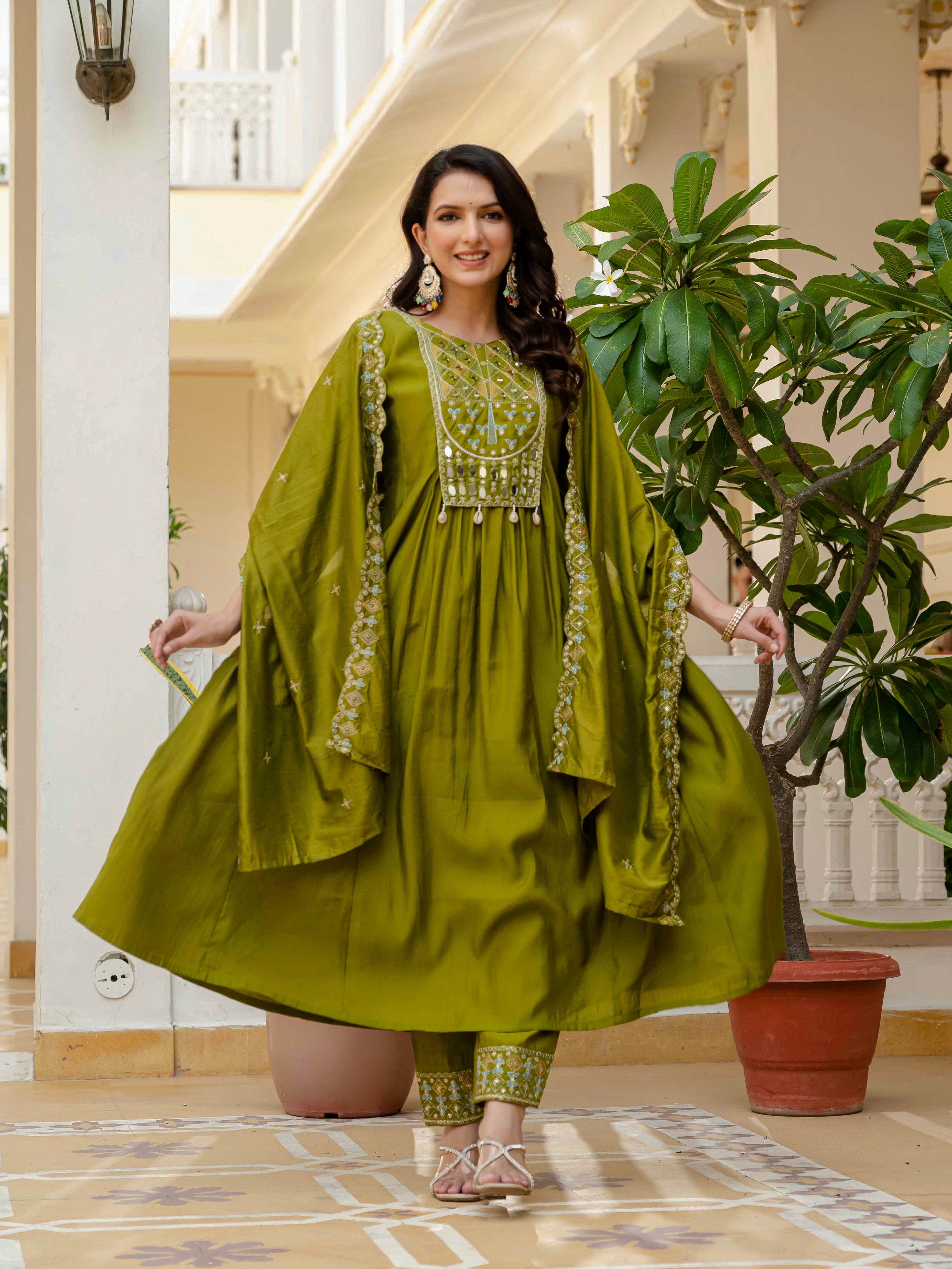Hanch Viscose Roman Silk Embroidered Anarkali Kurti Set – Mahendi