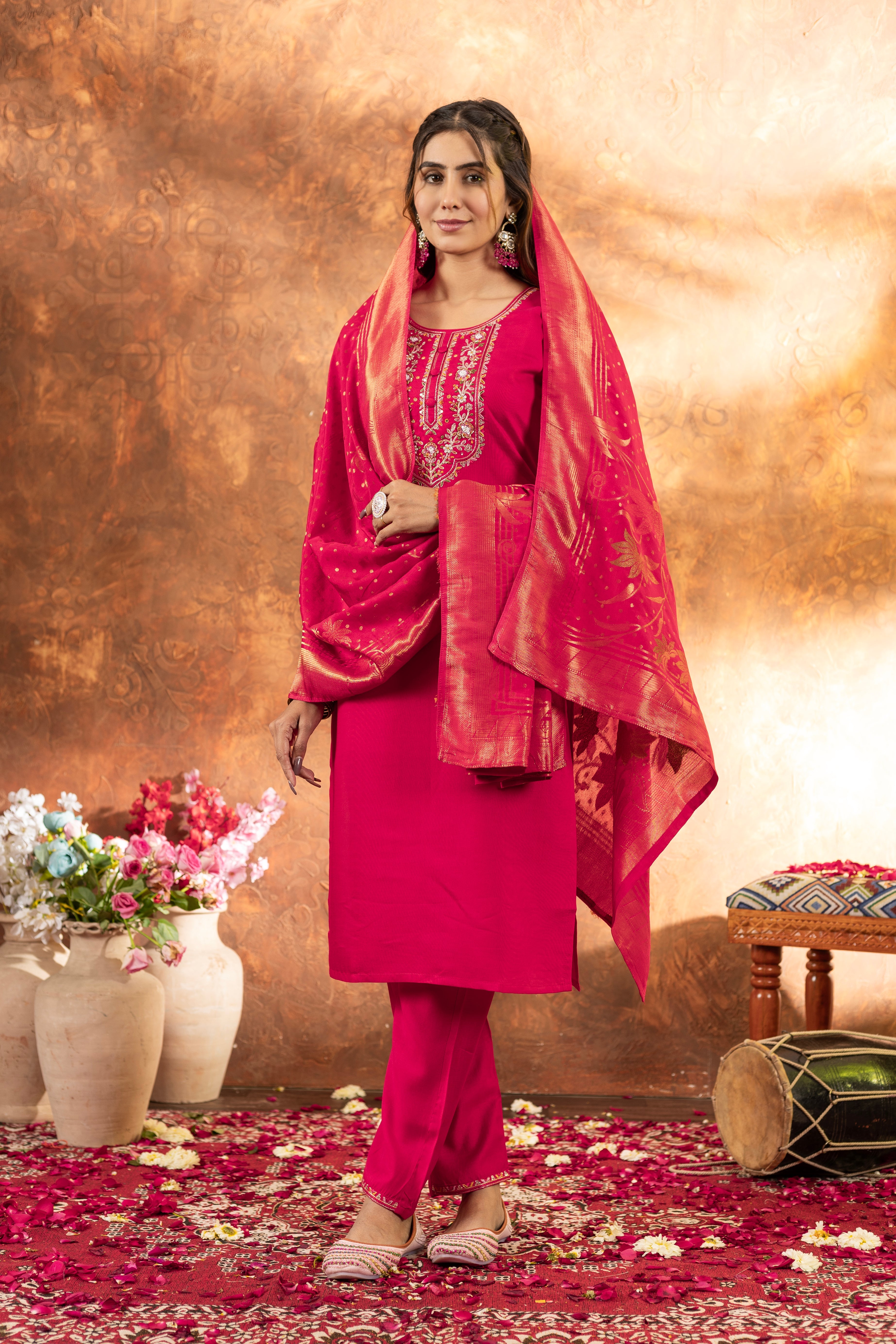 Hanch Marina Silk Embroidered Straight Kurti Set – Pink