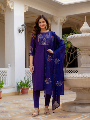 Hanch Pure Viscose Mango Silk Embroidered Straight Kurti Set – Violet