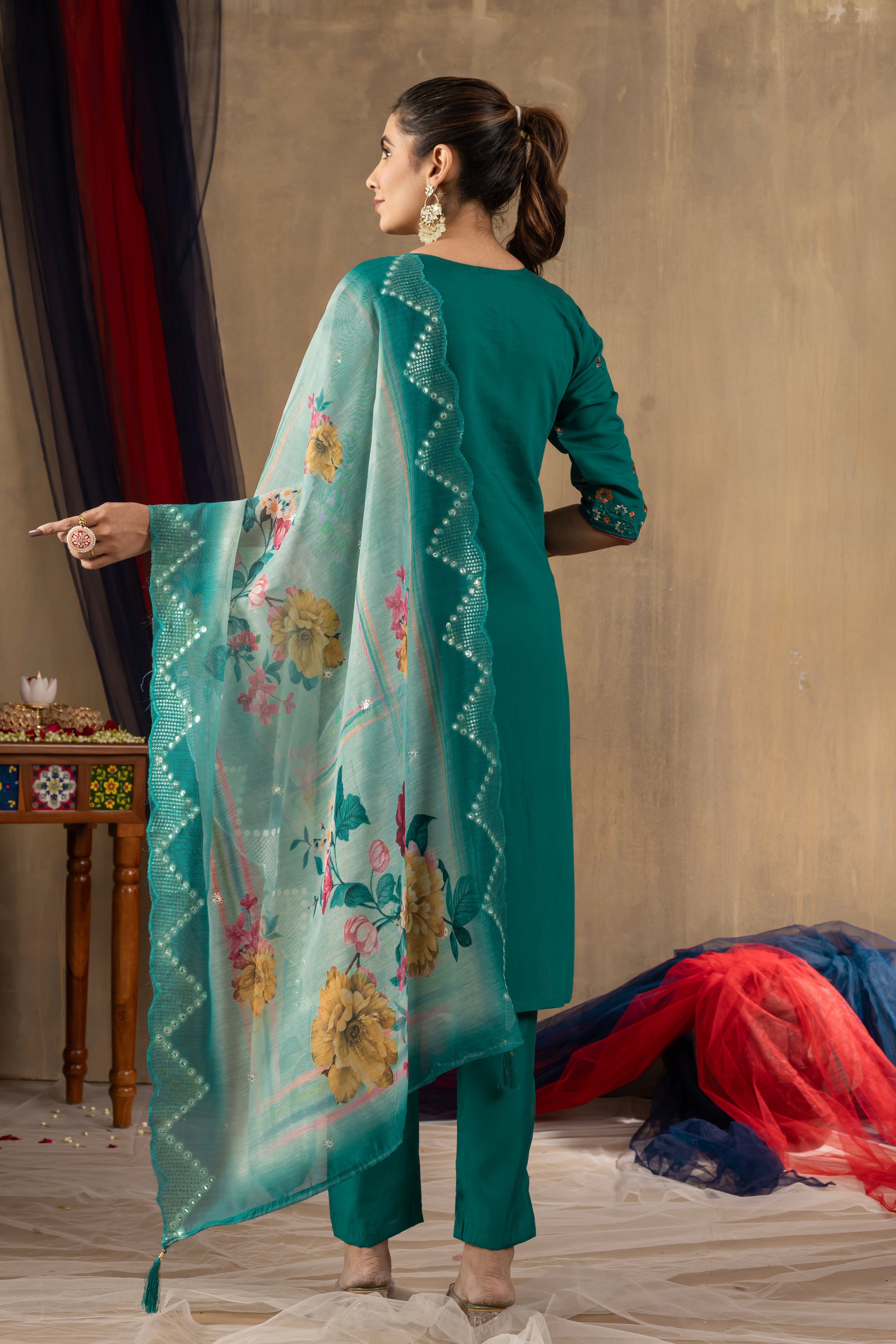 Hanch Roman Silk Embroidered Straight Kurti Set – Rama Green