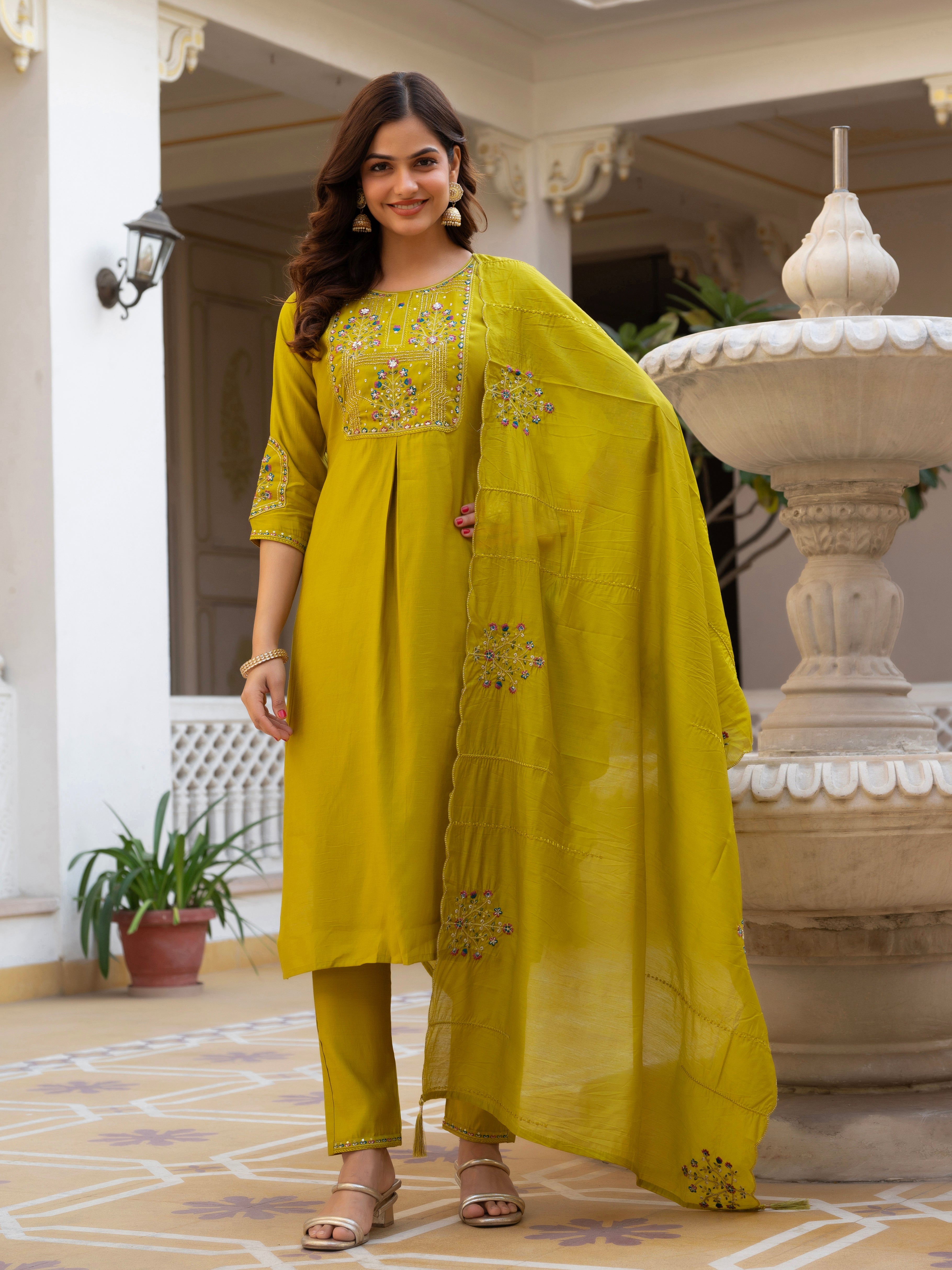 Hanch Pure Viscose Mango Silk Embroidered Straight Kurti Set – Yellow