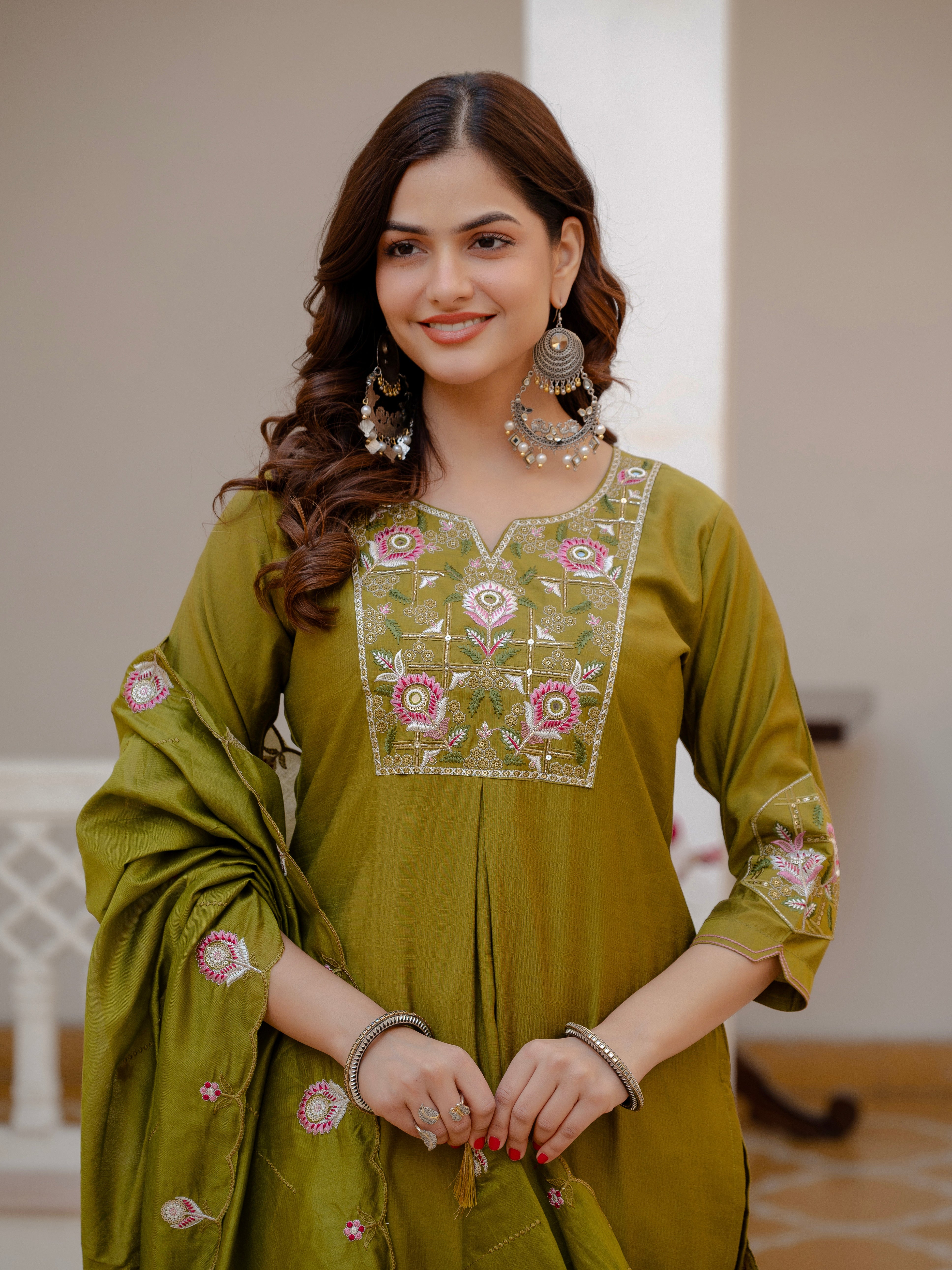 Hanch Pure Viscose Mango Silk Embroidered Straight Kurti Set – Mahendi Green