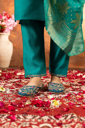 Hanch Marina Silk Embroidered Straight Kurti Set – Rama Green