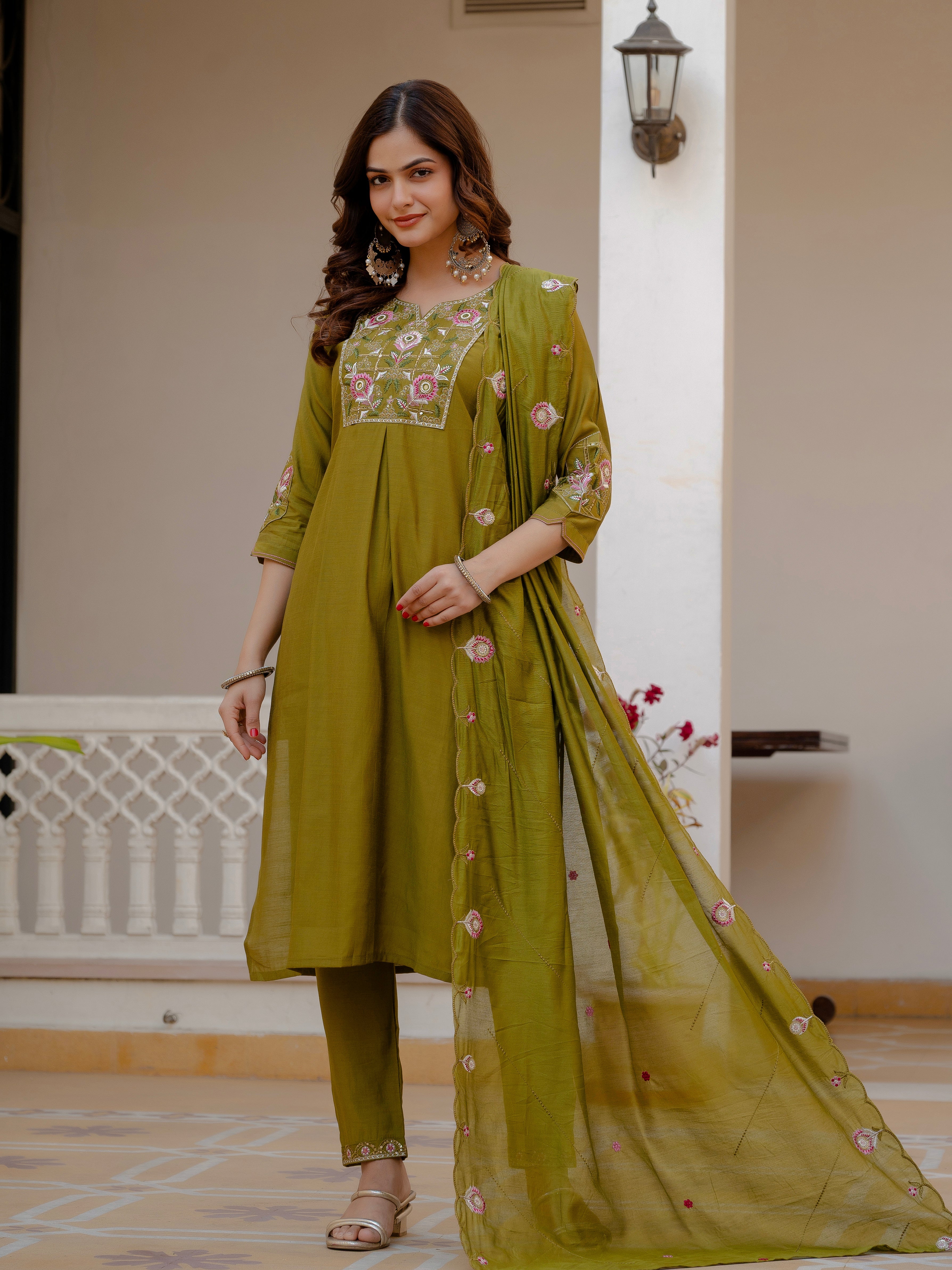 Hanch Pure Viscose Mango Silk Embroidered Straight Kurti Set – Mahendi Green