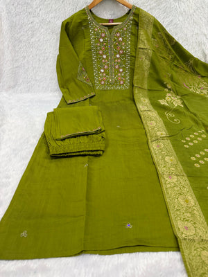 Hanch Pure Viscose Mango Silk Embroidered Straight Kurti Set – Mehndi