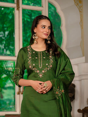 Hanch Marina Silk Embroidered Straight Kurti Set – Mehndi Green